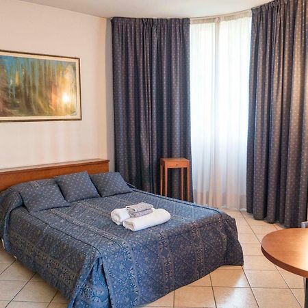 Casa Bella Apartment โบโลญญา ภายนอก รูปภาพ