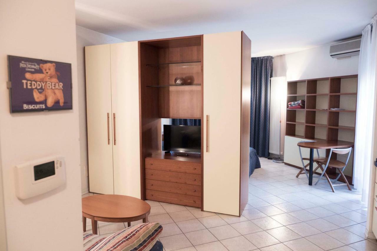 Casa Bella Apartment โบโลญญา ภายนอก รูปภาพ